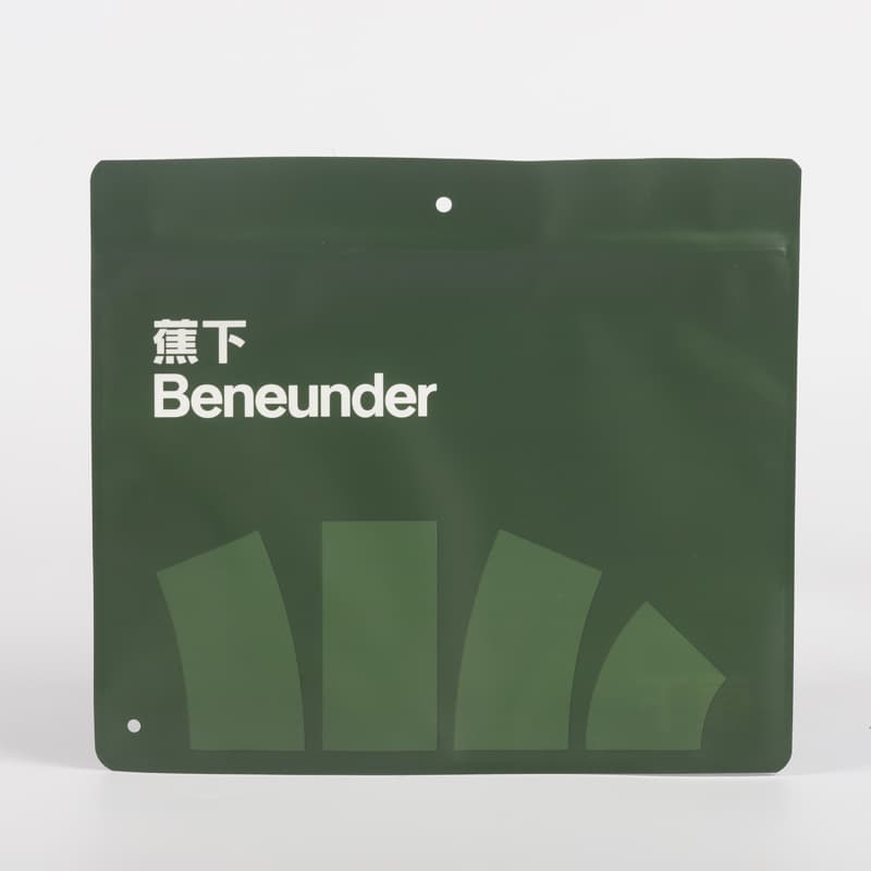Garment Resealable Packaging Bag 3