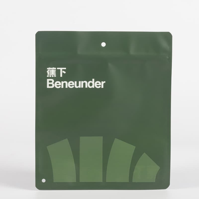 Garment Resealable Packaging Bag 4